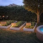 Luna Serene Garden - Jacuzzi&gym *