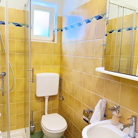 Appartamento Luna Serene Garden - Jacuzzi&gym Zara