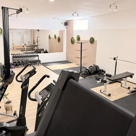 Luna Serene Garden - Jacuzzi&gym *