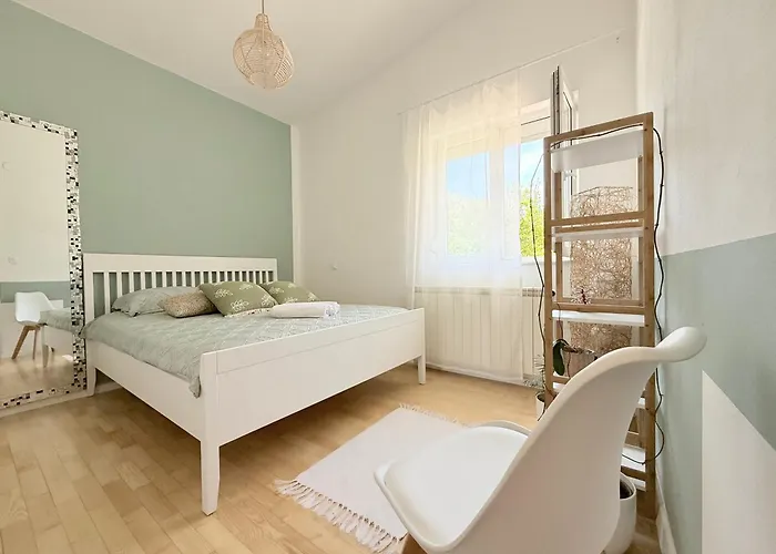 Luna Serene Garden - Jacuzzi & Gym *